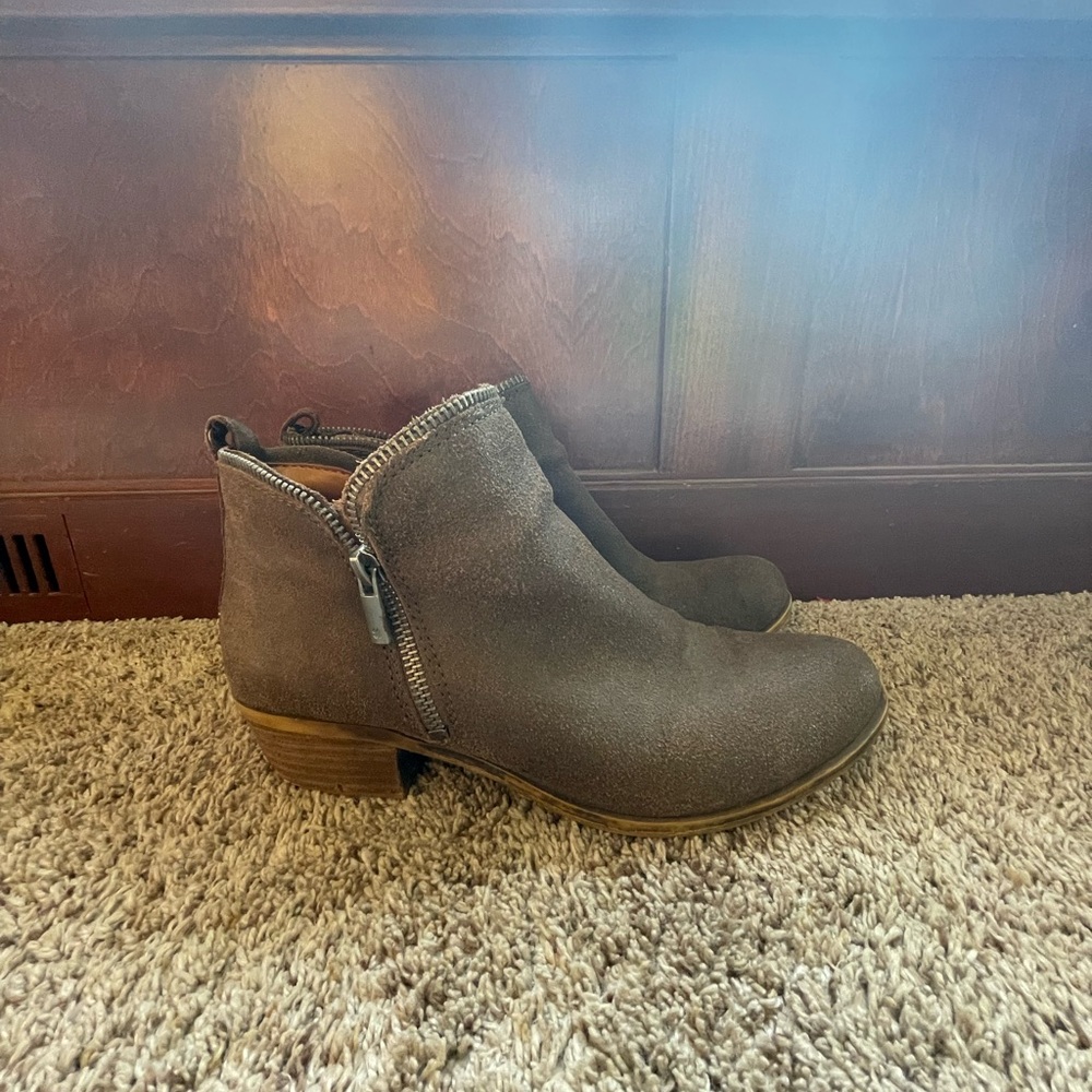 Lucky Brand Taupe Ankle Booties